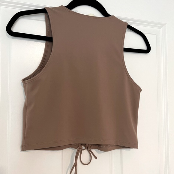 Lace up crop - Picture 2 of 4